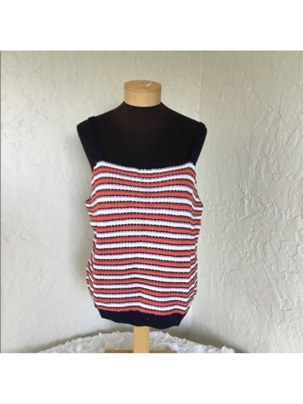 It’s Our Time sweater Tank top woman’s XXL orange white & blue